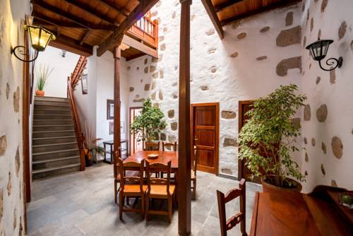 Imagen de los interiores del Hotel Rural Villa De Ag&uuml;imes. Foto 6