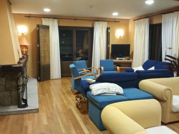 Imagen de los interiores del Hotel Rural Villarromana. Foto 16