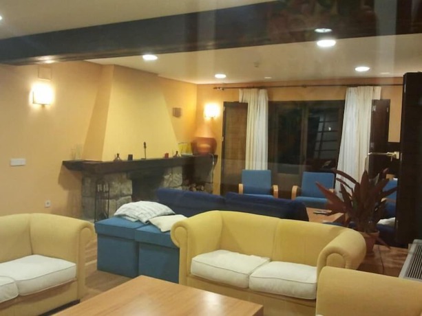 Imagen de los interiores del Hotel Rural Villarromana. Foto 17