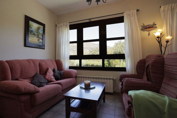 Imagen de los interiores del Hotel Rural Xerete. Foto 9