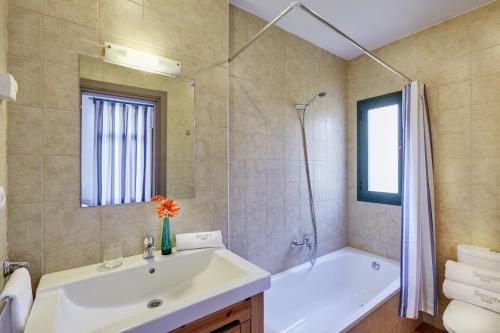 Imagen de la habitación del Hotel Rural Y Apartamentos Villa Engracia. Foto 11