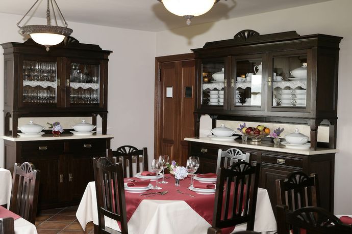 Imagen del bar/restaurante del Hotel Rural Yeguada Albeitar. Foto 5