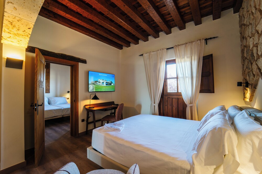 Imagen de la habitación del Hotel Rural abba Las Viñas Tiedra. Foto 3