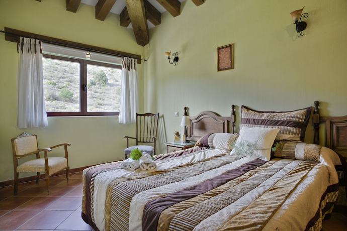 Imagen de la habitación del Hotel Rural y SPA La Senda de los Caracoles. Foto 10