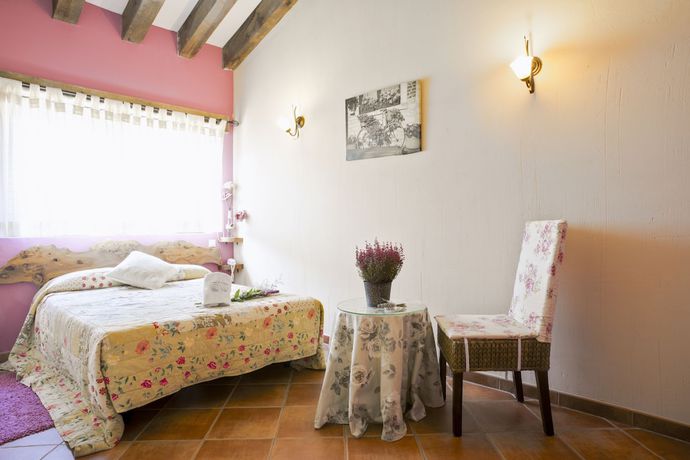 Imagen de la habitación del Hotel Rural y SPA La Senda de los Caracoles. Foto 14