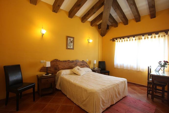 Imagen de la habitación del Hotel Rural y SPA La Senda de los Caracoles. Foto 15