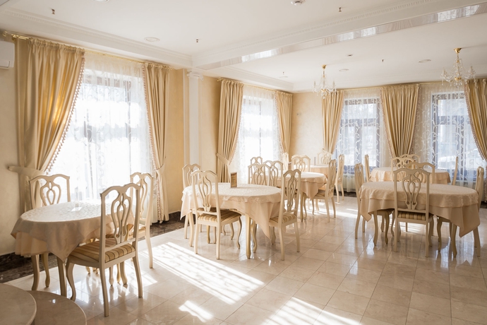 Imagen del bar/restaurante del Hotel Rus, Vlad&iacute;mir. Foto 3