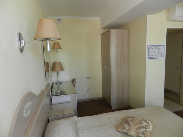 Imagen de la habitación del Hotel Rus, Vlad&iacute;mir. Foto 8