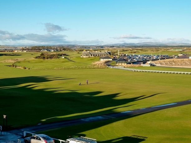 Imagen de los exteriores del Hotel Rusacks St Andrews. Foto 11