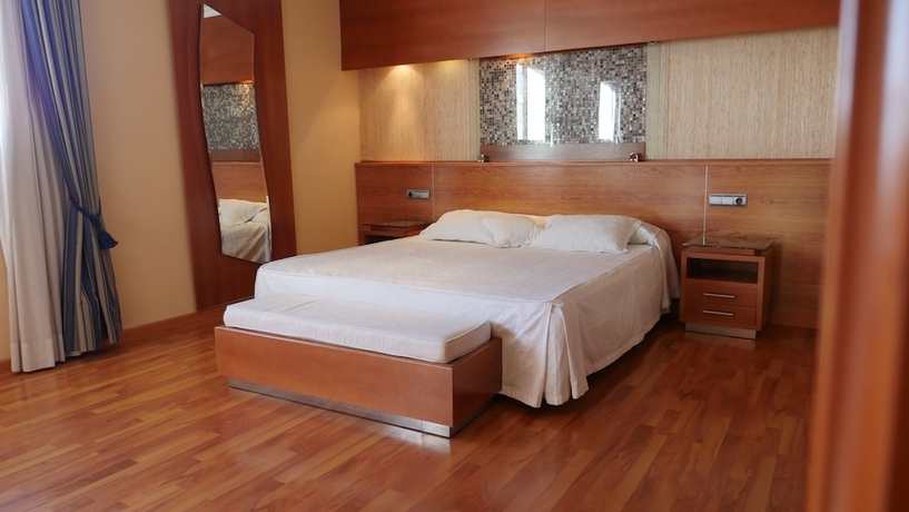 Imagen de la habitación del Hotel Rusadir. Foto 14