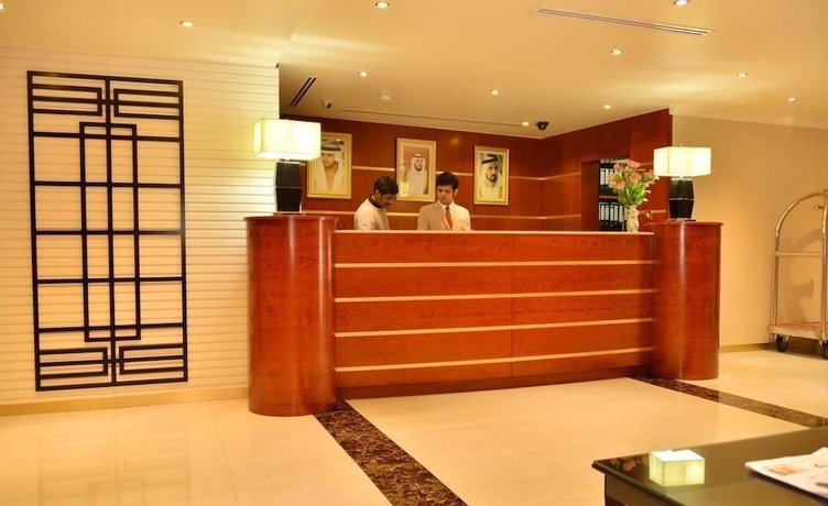 Imagen de los interiores del Hotel Rush Inn. Foto 12