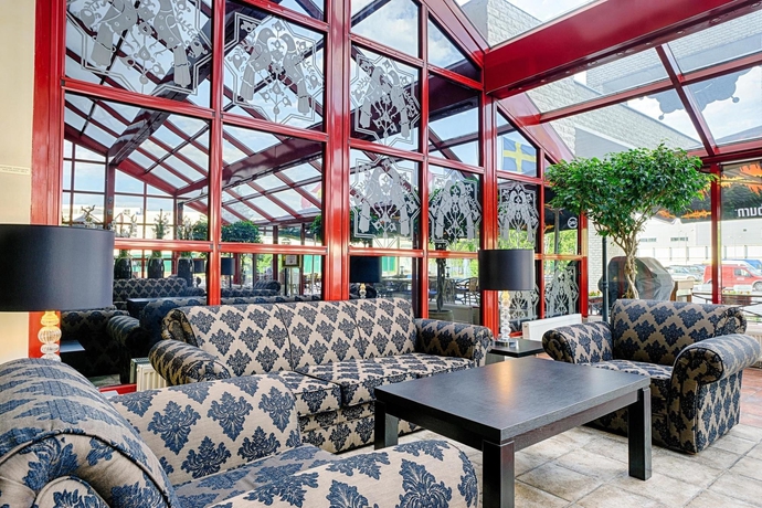 Imagen de los interiores del Hotel Rushotel. Foto 15