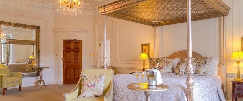 Imagen de la habitación del Hotel Rushton Hall and Spa. Foto 4