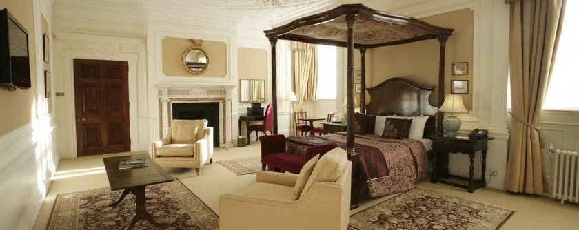 Imagen de la habitación del Hotel Rushton Hall and Spa. Foto 10