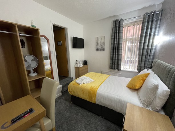 Imagen de la habitación del Hotel Ruskin. Foto 3