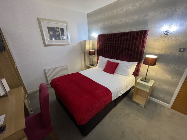 Imagen de la habitación del Hotel Ruskin. Foto 18