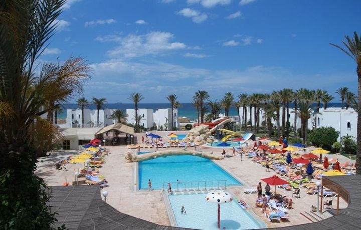 Imagen de la piscina del Hotel Ruspina and Spa. Foto 13