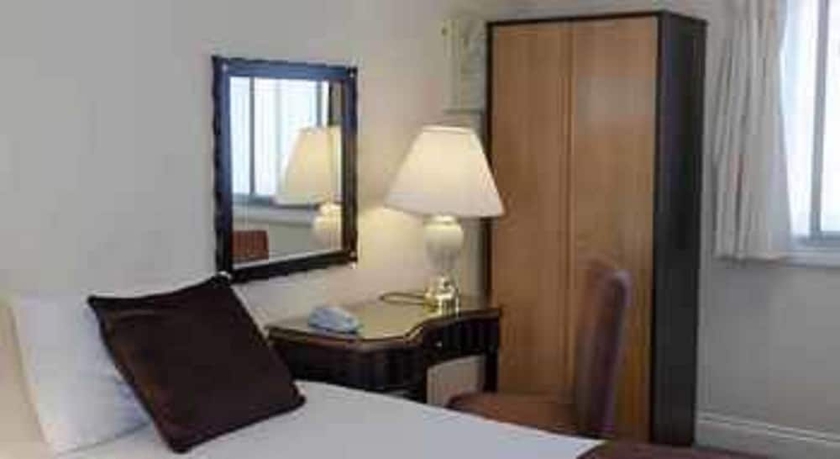 Imagen de la habitación del Hotel Russ Hill. Foto 7