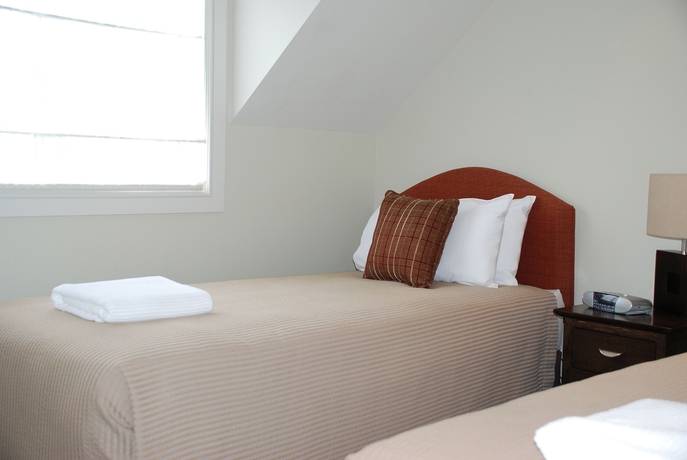 Imagen de la habitación del Hotel Russell Cottages. Foto 1