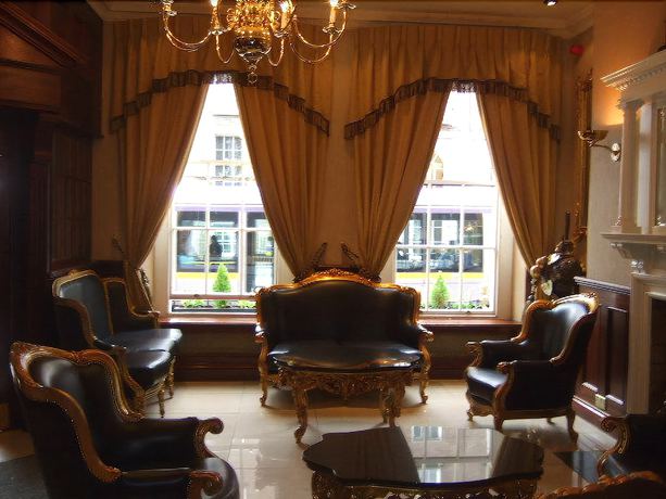 Imagen de los interiores del Hotel Russell Court, Dubl&iacute;n. Foto 20