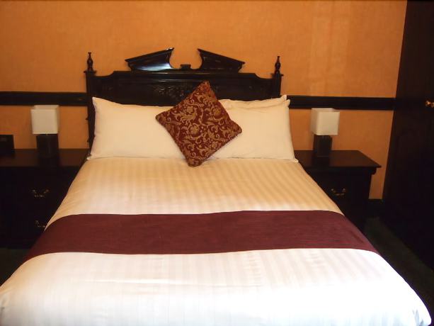 Imagen de la habitación del Hotel Russell Court, Dubl&iacute;n. Foto 14