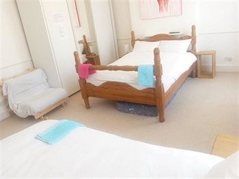 Imagen de la habitación del Hotel Russell House. Foto 13