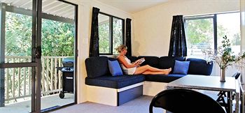 Imagen general del Hotel Russell - Orongo Bay Holiday Park. Foto 10