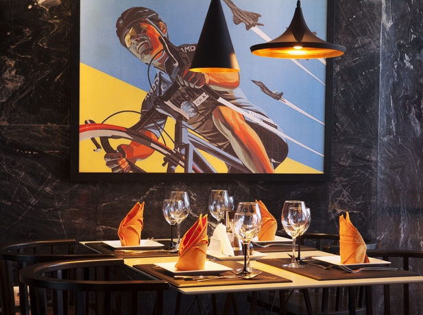 Imagen de los interiores del Hotel Russia. Foto 6