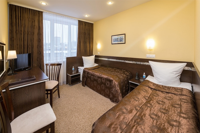 Imagen de la habitación del Hotel Russia Hotel. Foto 2