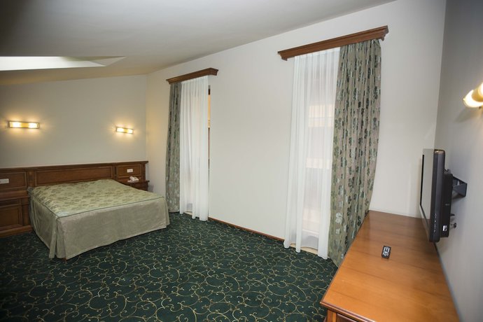 Imagen de la habitación del Hotel Russia, Tsaghkadzor. Foto 7