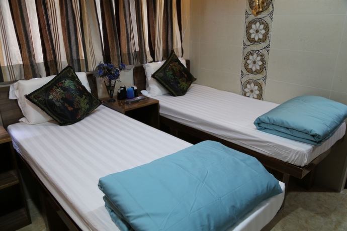 Imagen de la habitación del Hotel Russian. Foto 6
