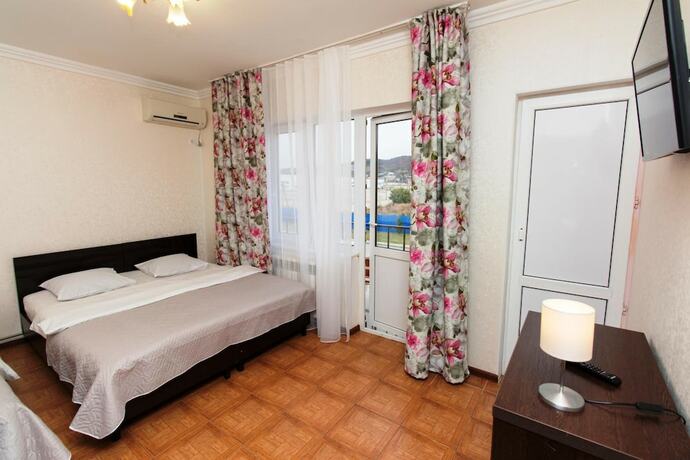 Imagen general del Hotel Russo Guest House. Foto 13