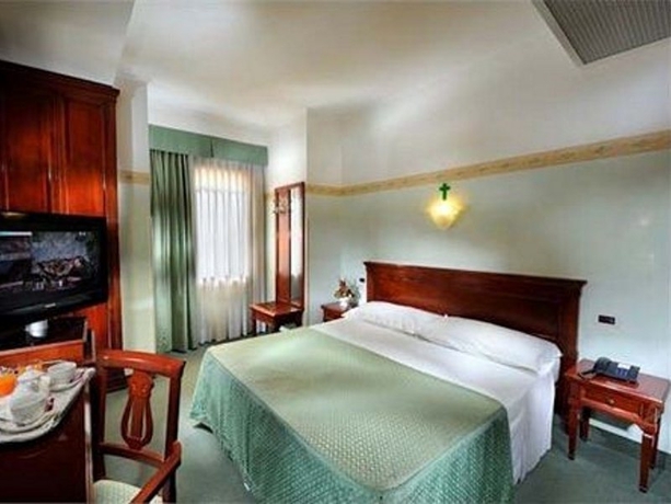 Imagen general del Hotel Russo Palace. Foto 7