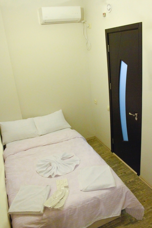 Imagen de la habitación del Hotel Rustaveli 36. Foto 2