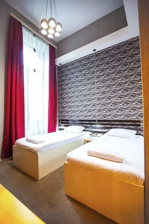 Imagen de la habitación del Hotel Rustaveli. Foto 5