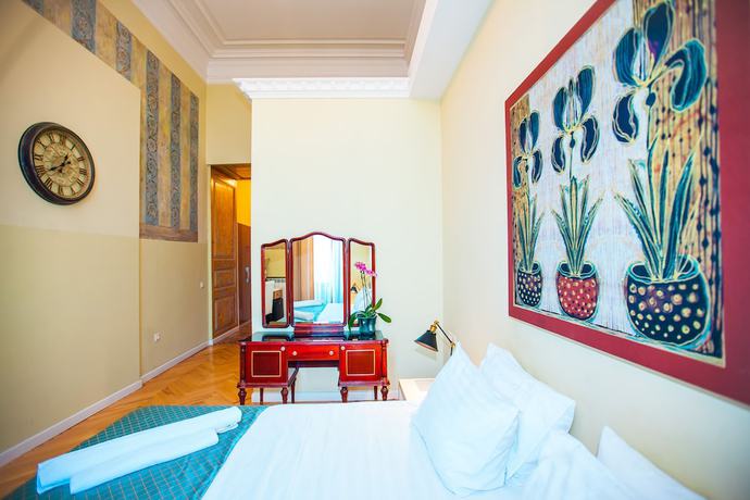 Imagen de la habitación del Hotel Rustaveli. Foto 8