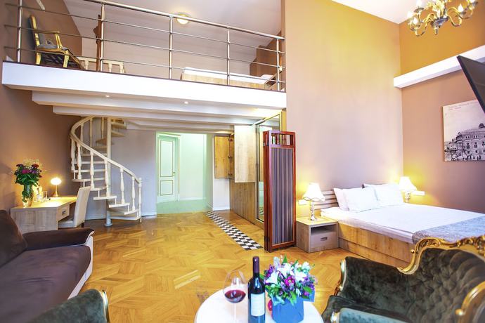 Imagen de la habitación del Hotel Rustaveli. Foto 9