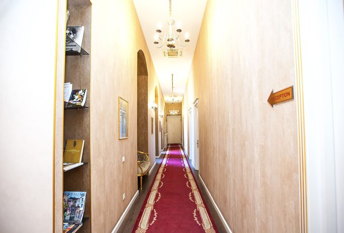 Imagen de los interiores del Hotel Rustaveli. Foto 18