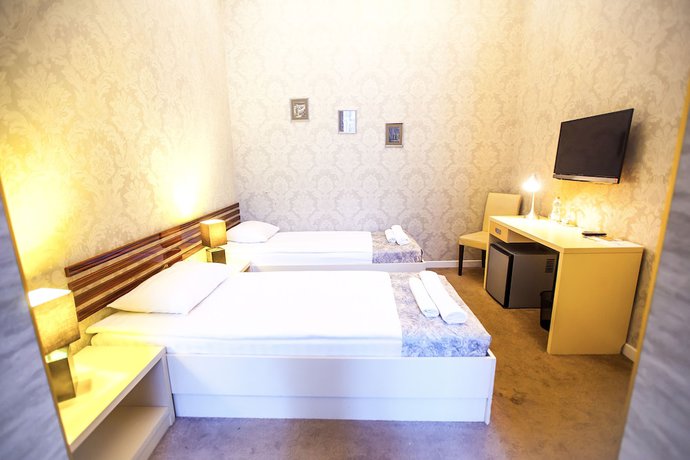 Imagen de la habitación del Hotel Rustaveli. Foto 13