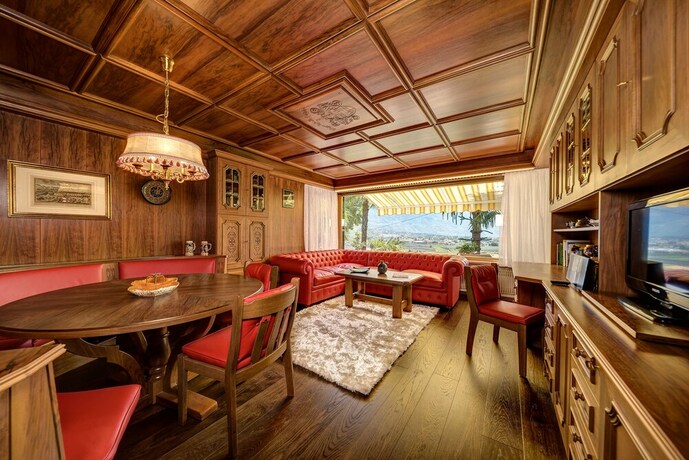Imagen general del Hotel Ruster Resort, Dorf - Paese. Foto 4