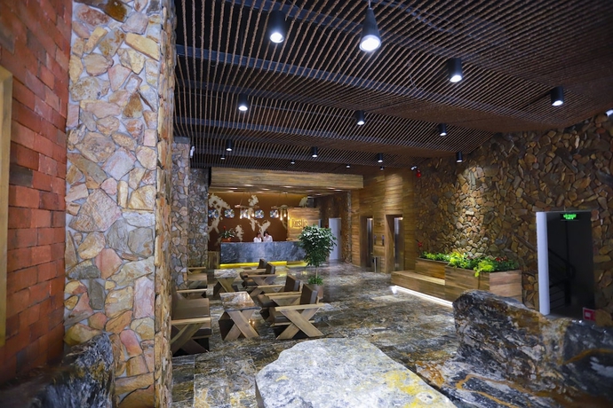 Imagen de los interiores del Hotel Rustic Quy Nhon Powered by ASTON. Foto 19