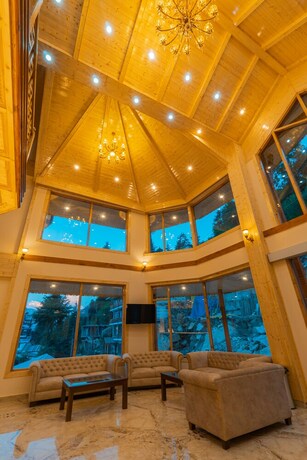 Imagen general del Hotel Rustic Wood Manali. Foto 11