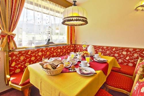 Imagen general del Hotel Rustica Alpine B&B. Foto 8