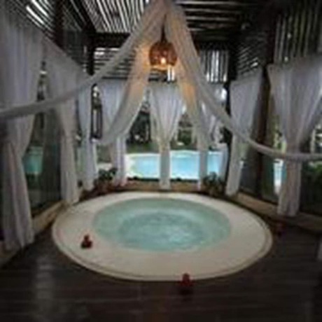 Imagen de la piscina del Hotel Rustica Pachacamac. Foto 16