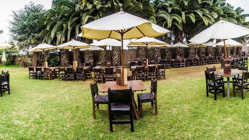 Imagen del bar/restaurante del Hotel Rustica Pachacamac. Foto 7