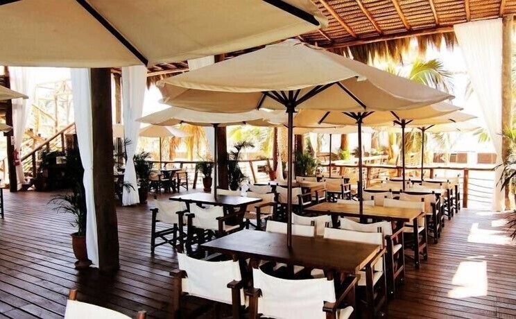 Imagen del bar/restaurante del Hotel Rustica Vichayito. Foto 3