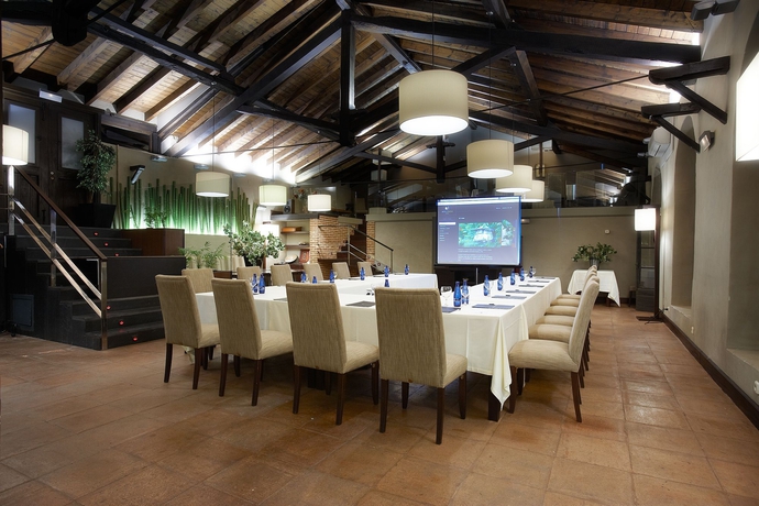 Imagen de los interiores del Hotel Rusticae Churrut. Foto 12