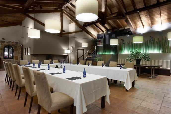 Imagen de los interiores del Hotel Rusticae Churrut. Foto 13
