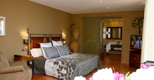 Imagen de la habitación del Hotel Rusticae El Ventós. Foto 13