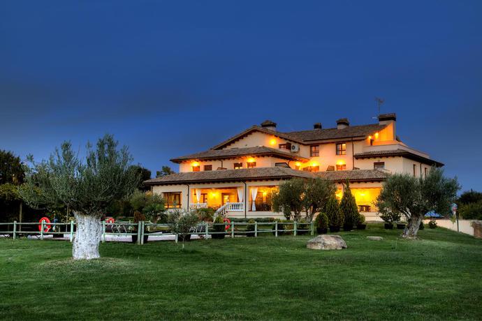 Imagen general del Hotel Rusticae Hostería De Guara. Foto 4